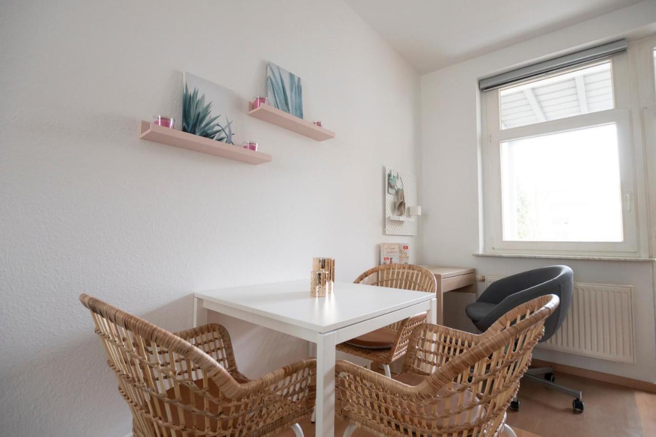 Gemuetlich Und Modern Mit Grossem Balkon Leilighet Zwickau Eksteriør bilde